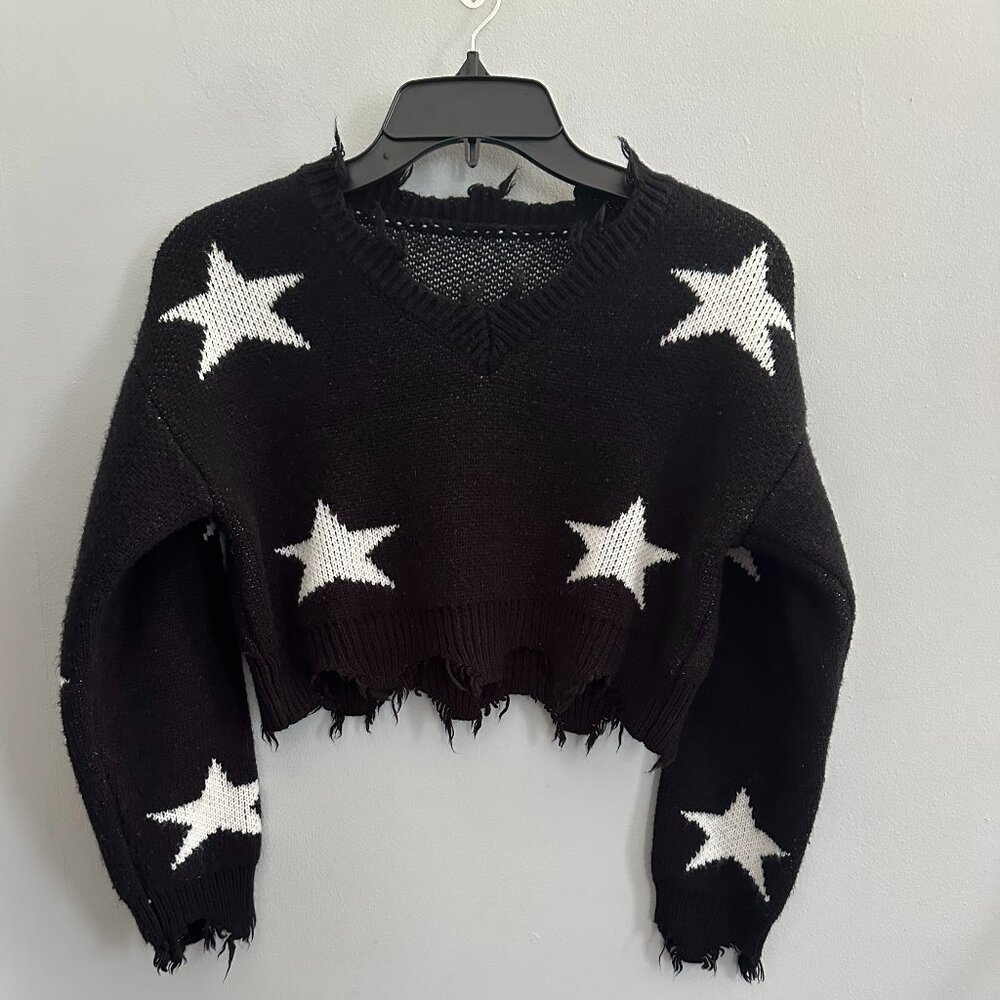 SHEIN Teen Girl Star Pattern Distressed Sweater